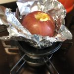 スノーピークのコロダッチポットで焼きリンゴの簡単な作り方とレシピを紹介