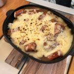 秘伝レシピ!スノーピークのコロダッチオーバルで子供が喜ぶチーズカレードリア作ってみた