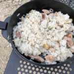 スノーピークのコンボダッチデュオでガーリック焼飯作ったら子供が超絶喜んだのでレシピ載せとく